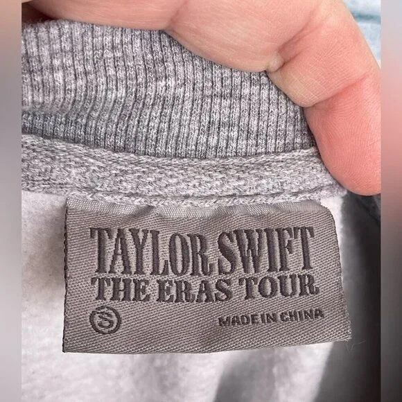 TAYLOR SWIFT THE ERAS TOUR HEATHER GRAY CREWNECK SMALL